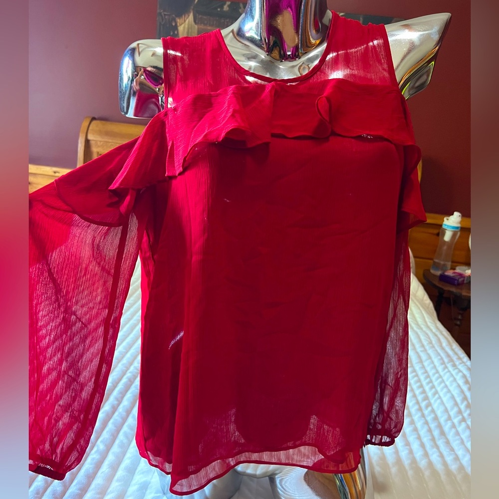 H&M open shoulder ruffle blouse